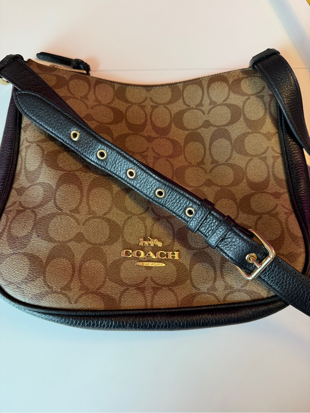 Coach Y2K Signature Baguette Crescent Shoulder Bag C1649 Black Leather Gold
